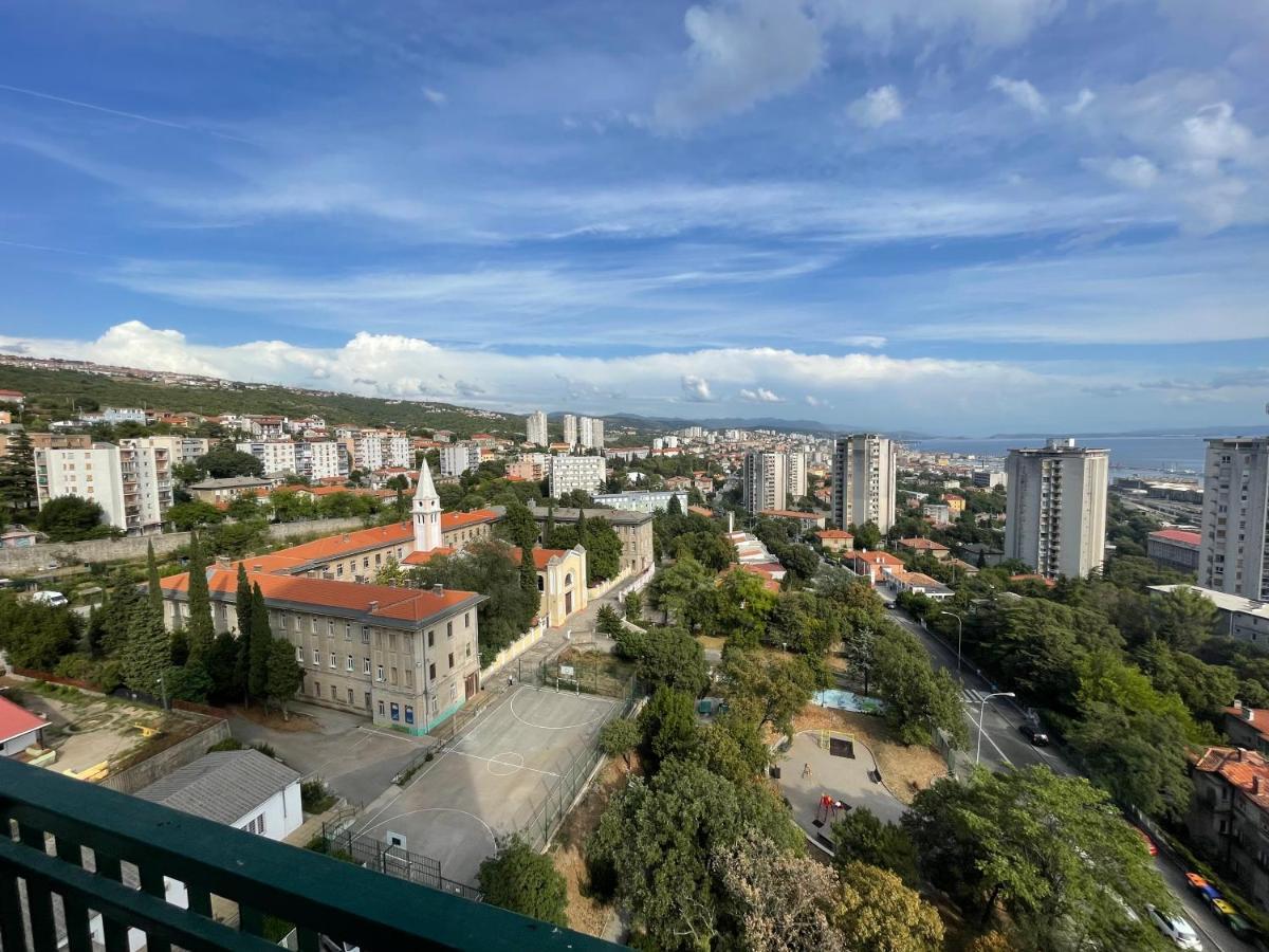 Apartment With Amazing City View 里耶卡 外观 照片