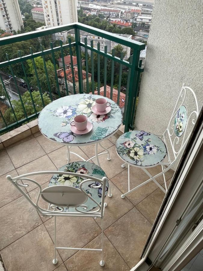 Apartment With Amazing City View 里耶卡 外观 照片