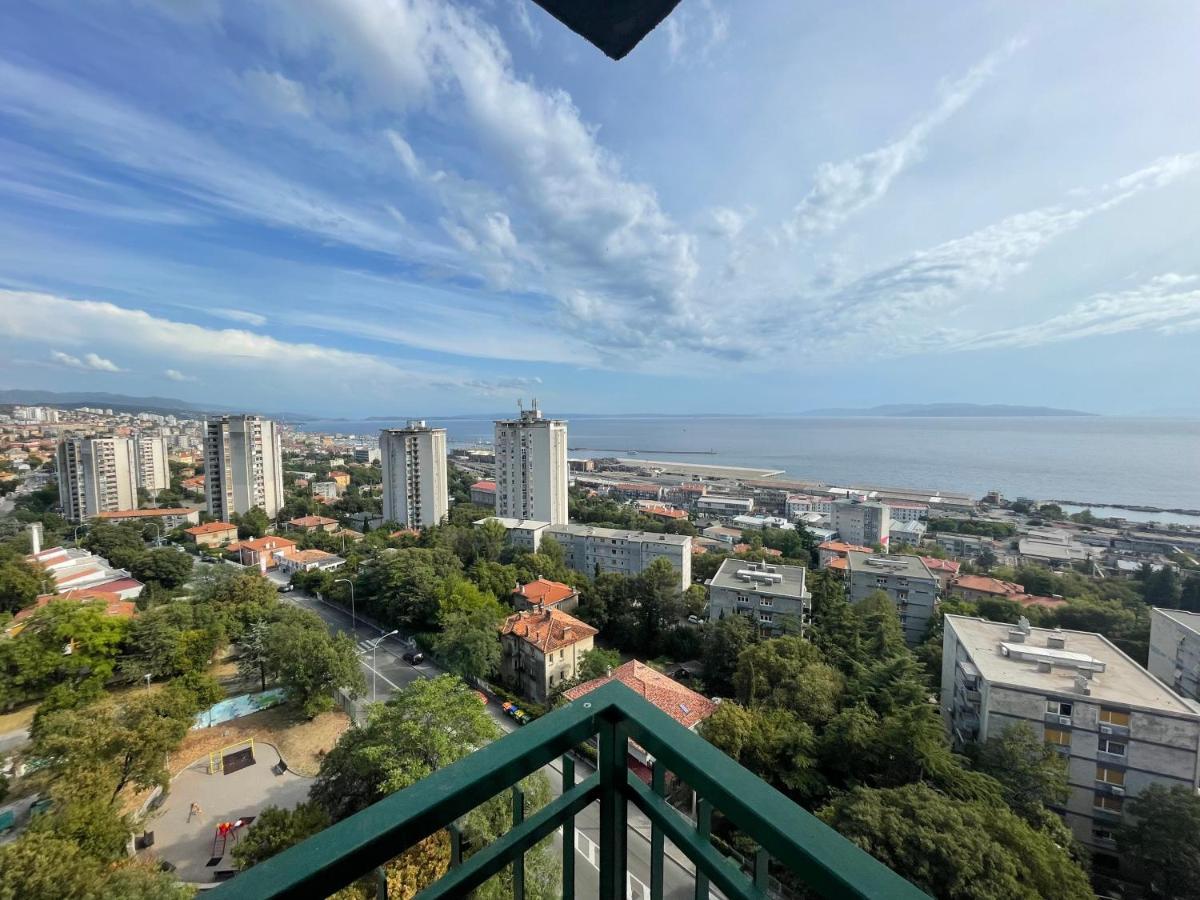 Apartment With Amazing City View 里耶卡 外观 照片