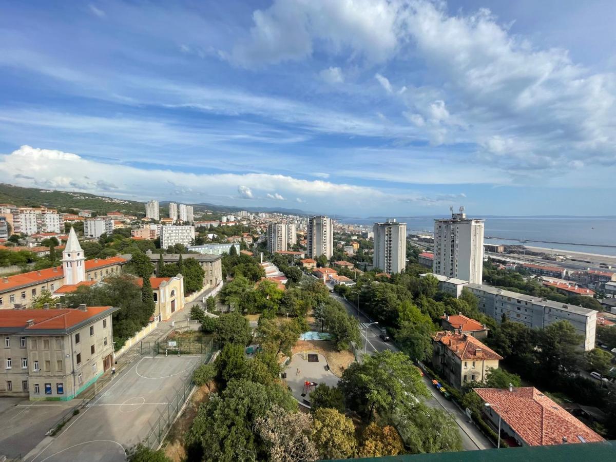 Apartment With Amazing City View 里耶卡 外观 照片